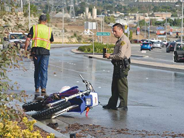 One Dead in Santa Clarita Motorcycle Accident