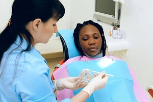 A nurse during a revision procedure